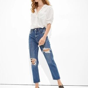 American Eagle mom straight Jean SIZE 4R